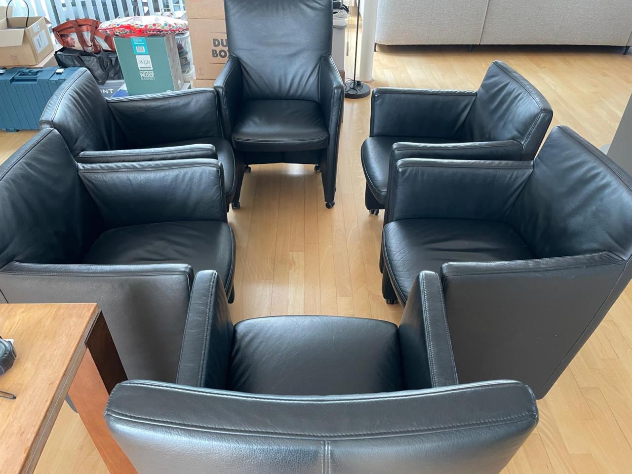 6 lederen eetkamerstoelen