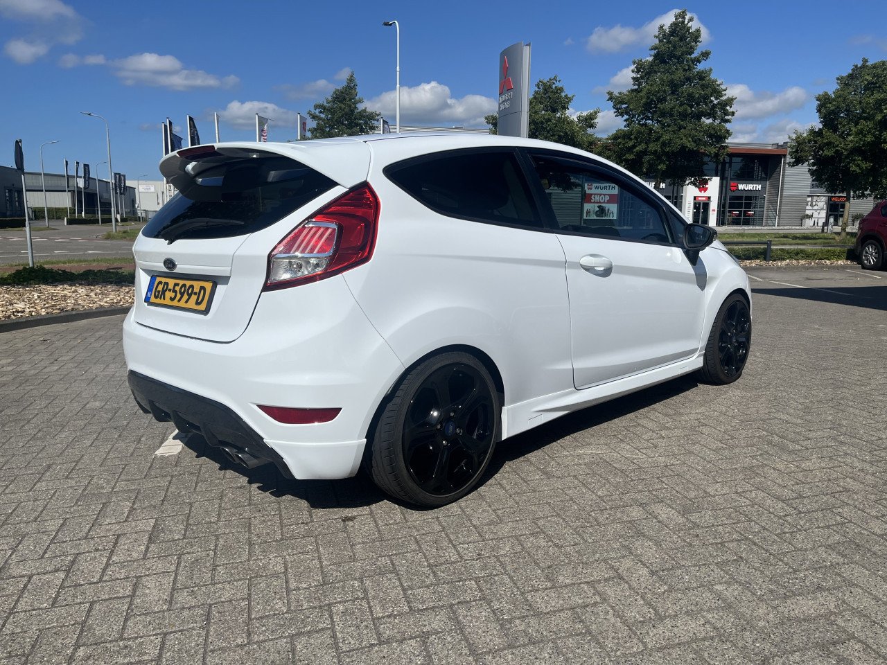 Ford Fiësta 1.6 Metal|Leer|17 inch|97.500 km|Dealeronderhouden