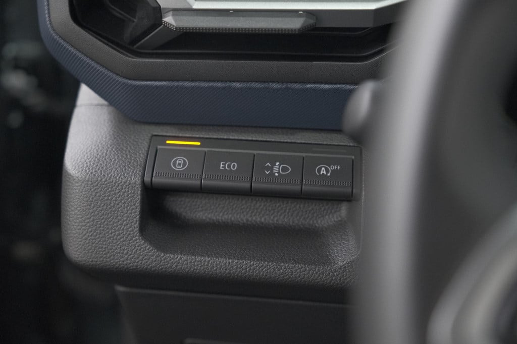 Dacia Duster mild hybrid 130 expression | camera | stoelverwarming | apple 