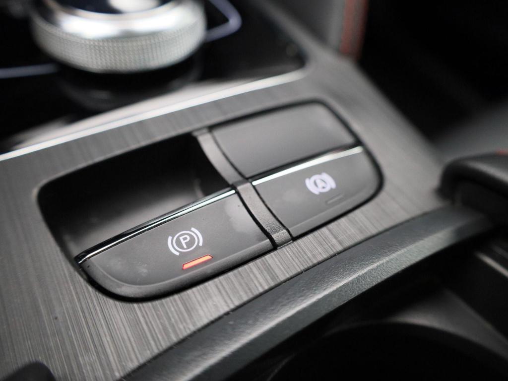 MG Zs Ev standard range luxury 50 kwh