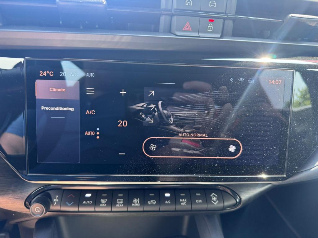 Alfa Romeo Junior elettrica 54 kwh