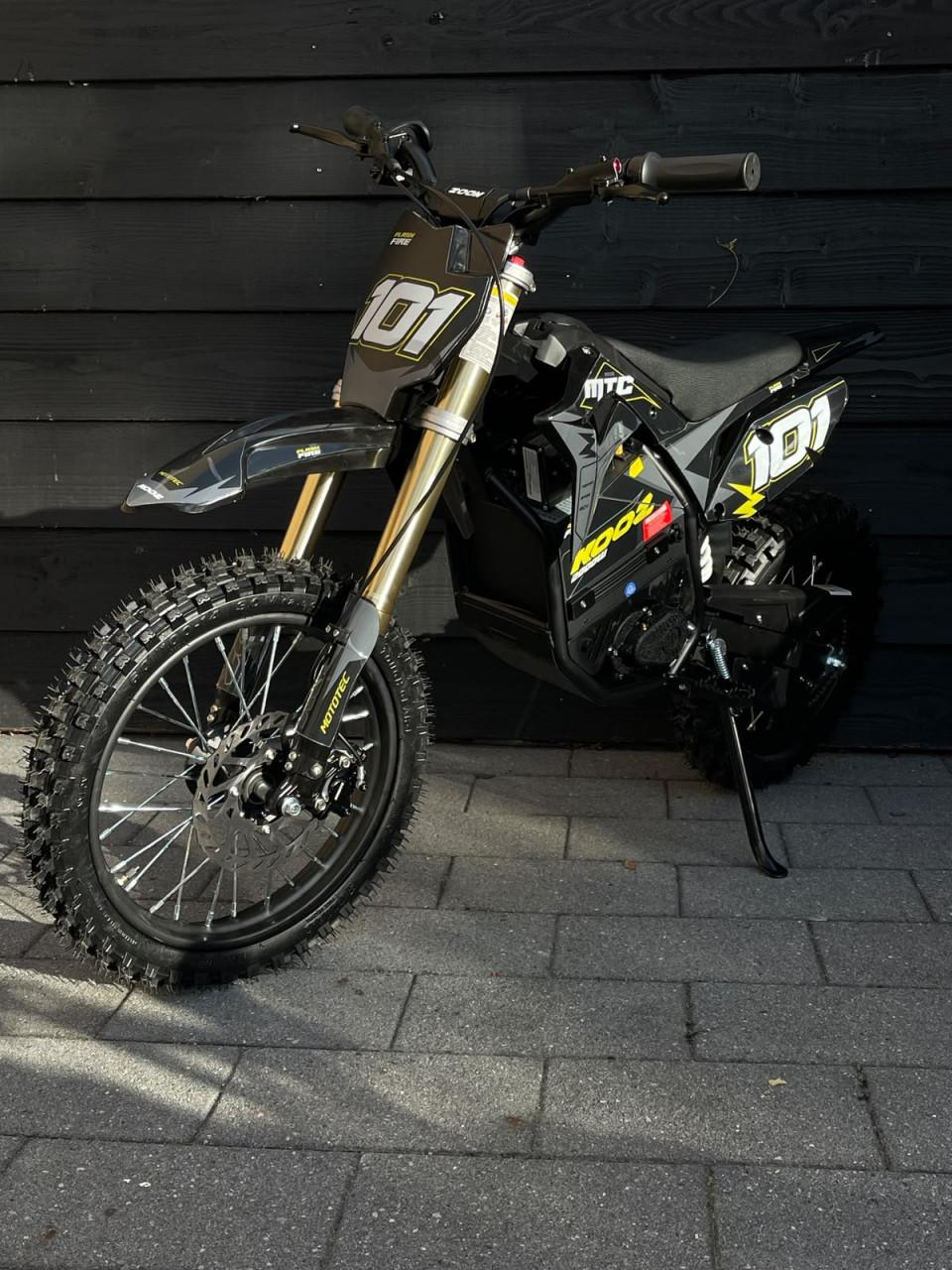 Elektrische crosser 60 volt 2000 watt
