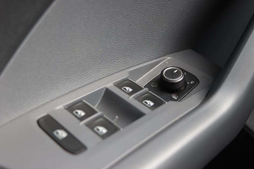 Volkswagen T-cross 1.0 tsi style 115pk dsg7 stoelverwarming | carplay | ada