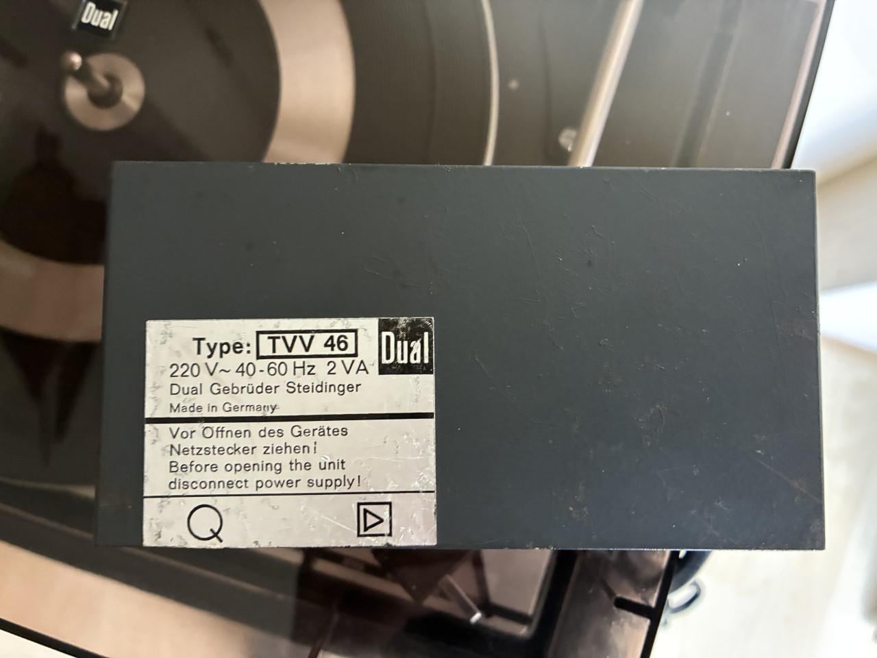 Dual 1214 volautomatische speler in zeer goede staat.