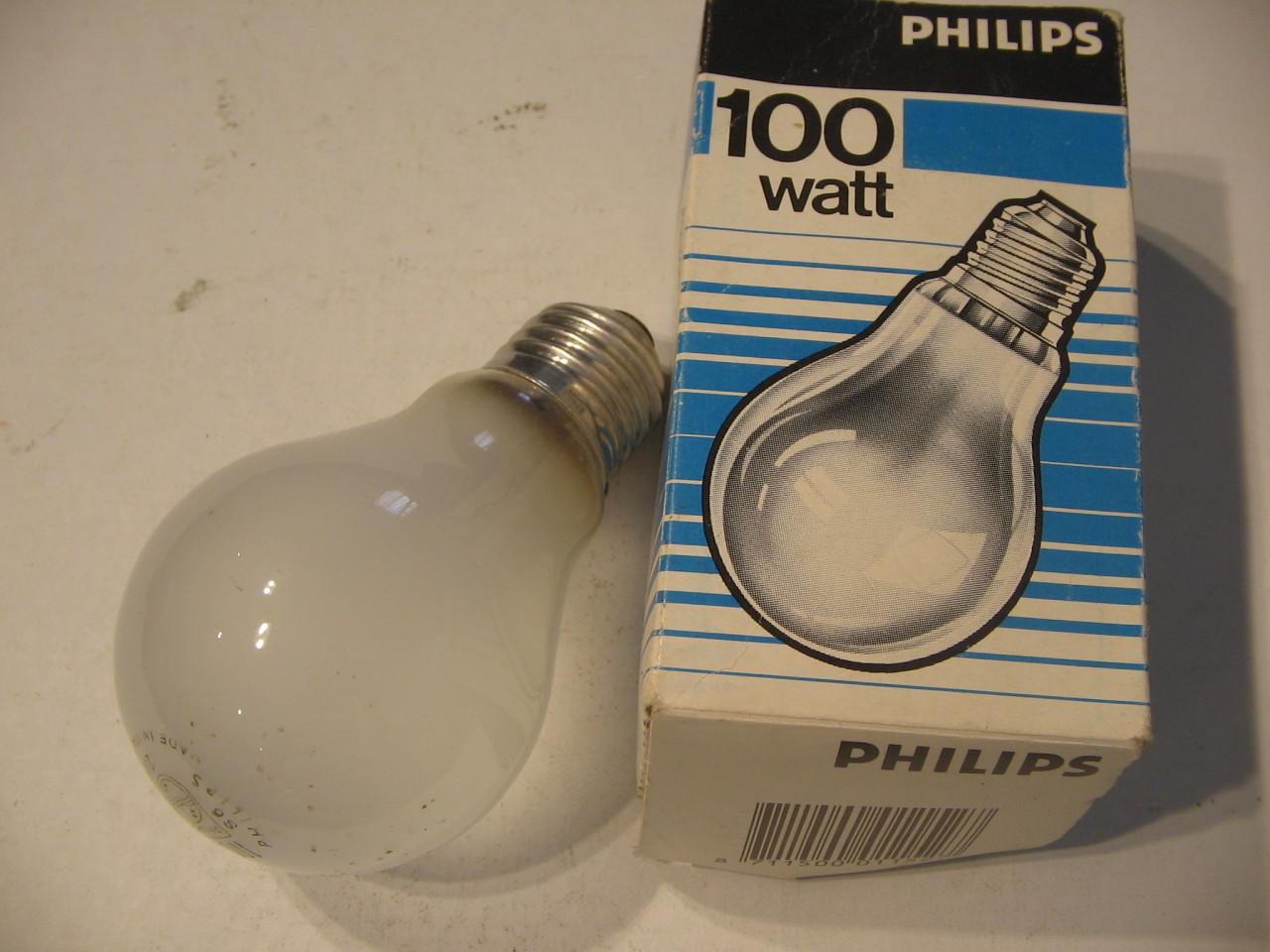 GLOEILAMPEN 40 Watt, 100 Watt en 150 Watt.