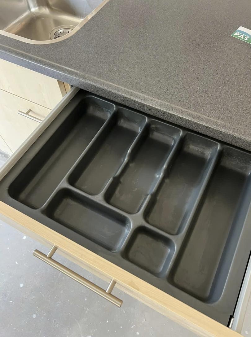 Bruynzeel keuken - hout/eiken/zand/RVS/grijs