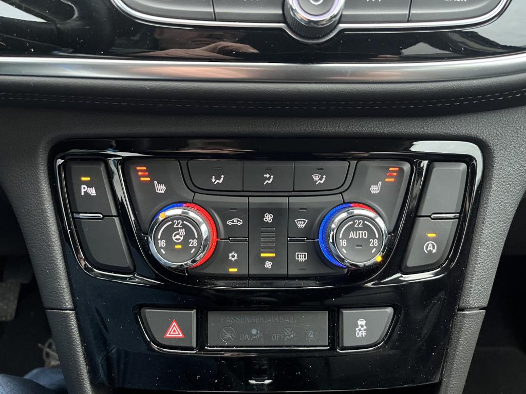 Opel Mokka 1.4 t innovation 22 dkm leer