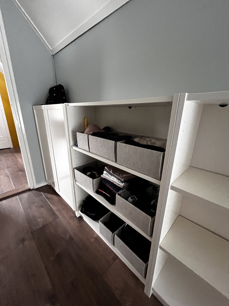 4 witte lage Billy kasten van IKEA. Samen voor 40 euro!