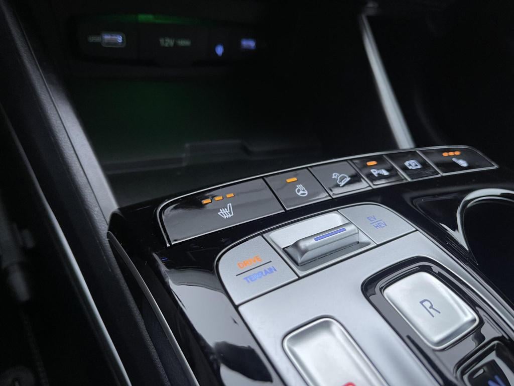 Hyundai Tucson 1.6 t-gdi phev comfort smart 4wd soh 99% nl-auto, 1350kg tre