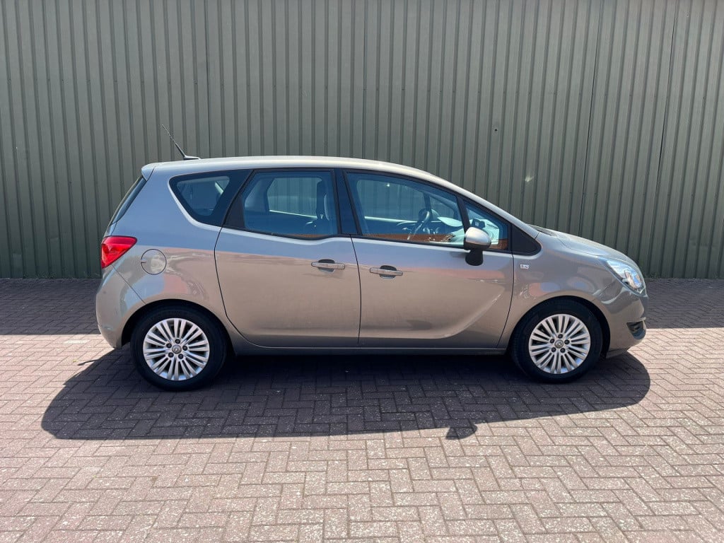 Opel Meriva 1.4 turbo business+
