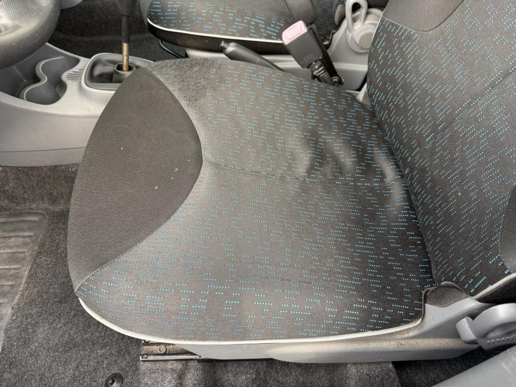 Peugeot 107 1.0-12v urban move airco 5-drs