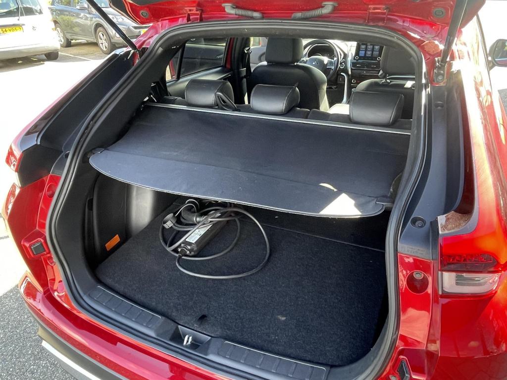 Mitsubishi Eclipse Cross 2.4 phev intense+
