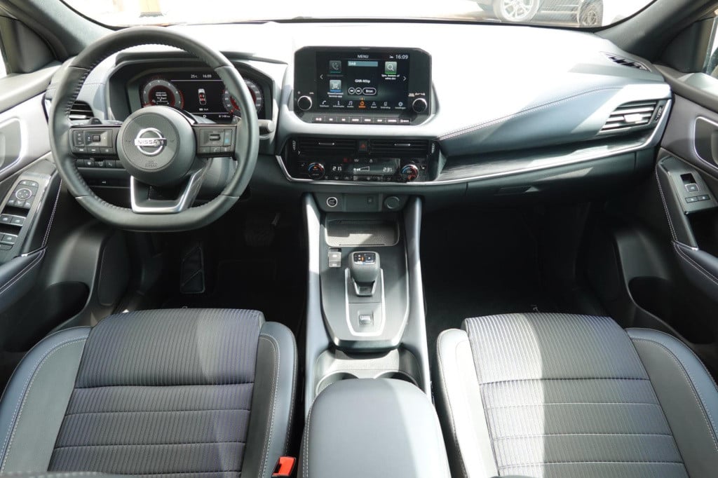Nissan Qashqai 1.3 mhev xtronic tekna