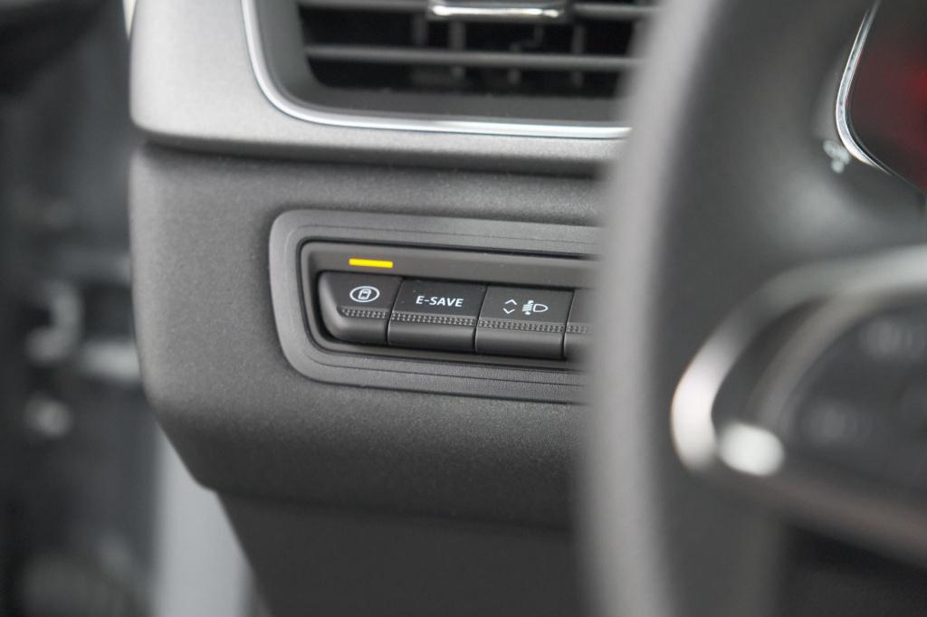 Renault Captur 1.8 e-tech full hybrid 160 techno | camera | adaptieve cruis