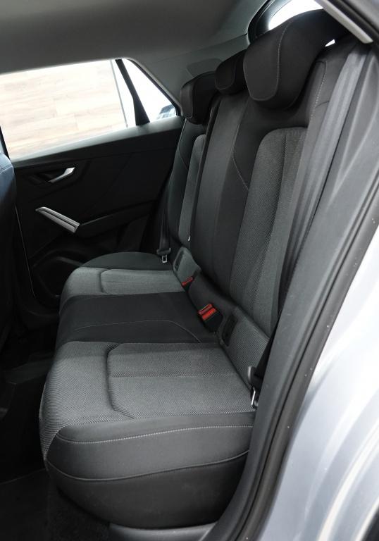 Audi Q2 35 tfsi | alarm | pdc| keyless | camera |