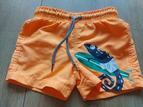 Leuk z.g.a.n. oranje zwembroek maat 86 - 92 € 2,-
