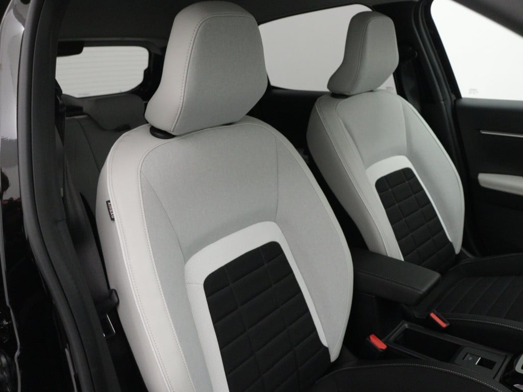 Citroen C3 1.2 turbo 100pk max | rijklaar | navigatie | apple carplay | lm 