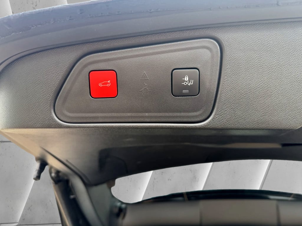 Peugeot 3008 1.2 puretech gt rijklaar incl bovag garantie