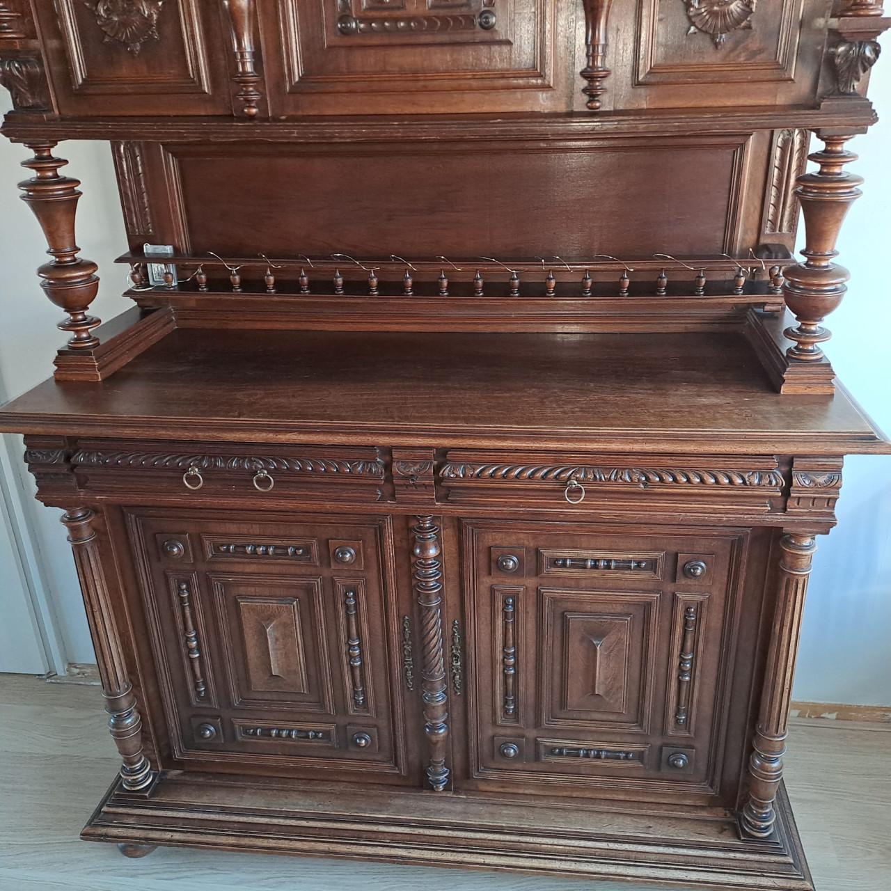 Antieke kast