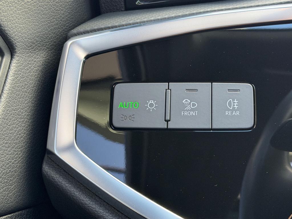 Audi Q3 45 tfsi e s-line | panoramadak | leder | sonos | carplay | led | ca