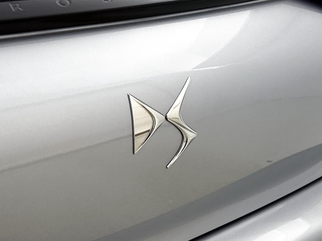 Ds Ds 3 crossback 130pk automaat performance line | rijklaar | camera | nav