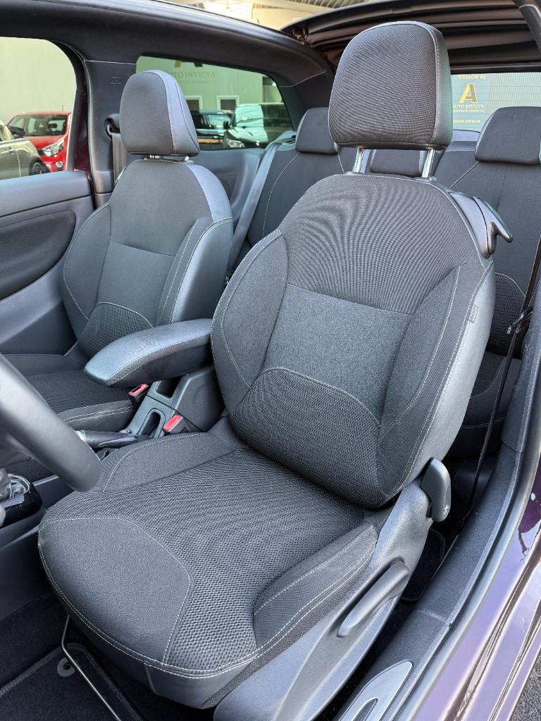 Citroen DS3 cabrio 1.2 vti - so chic