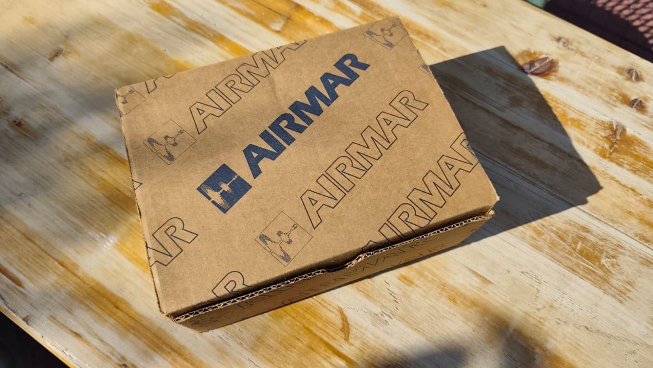 Airmar P66 Dual-Beam spiegeltransducer diepte snelheid temp