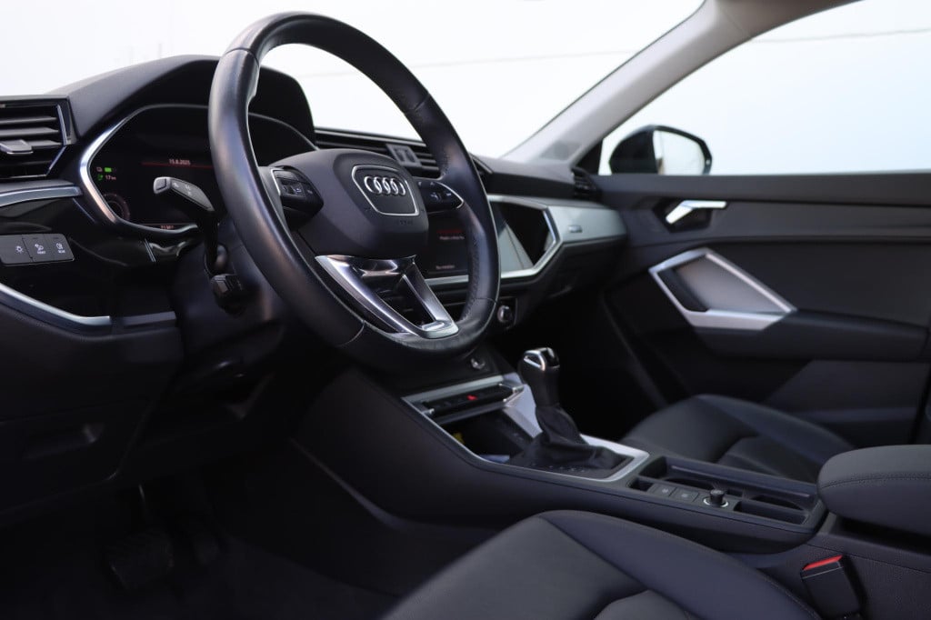 Audi Q3 sportback 45 tfsi e s edition 245pk s-tronic