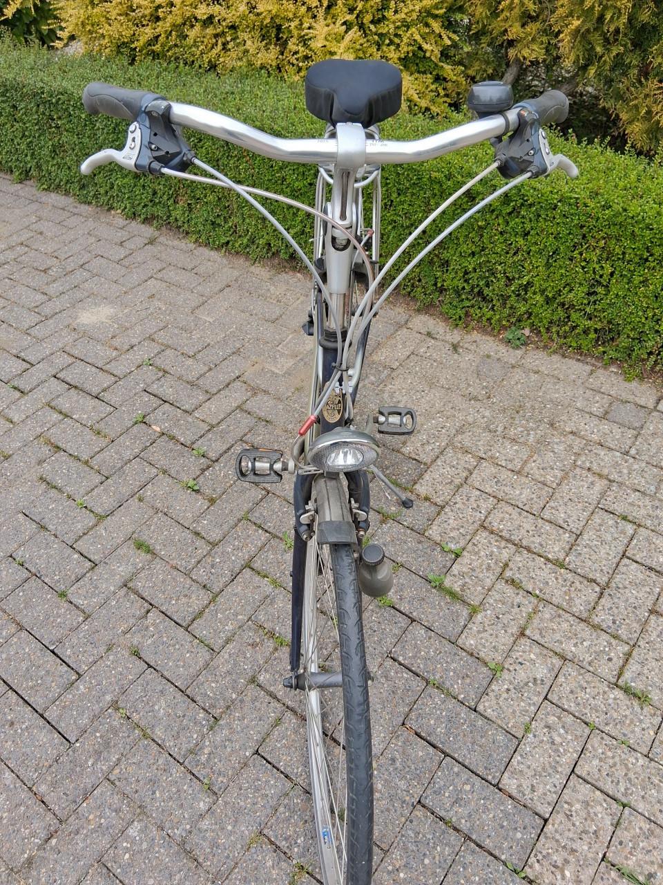 Sportieve damesfiets 21 versnellingen.