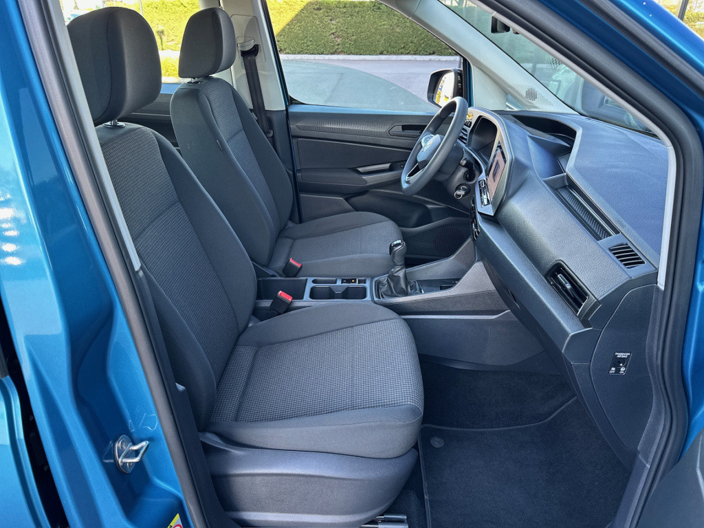 Volkswagen Caddy 1.5 tsi 5-persoons | navigatie | trekhaak | cruise | rijkl