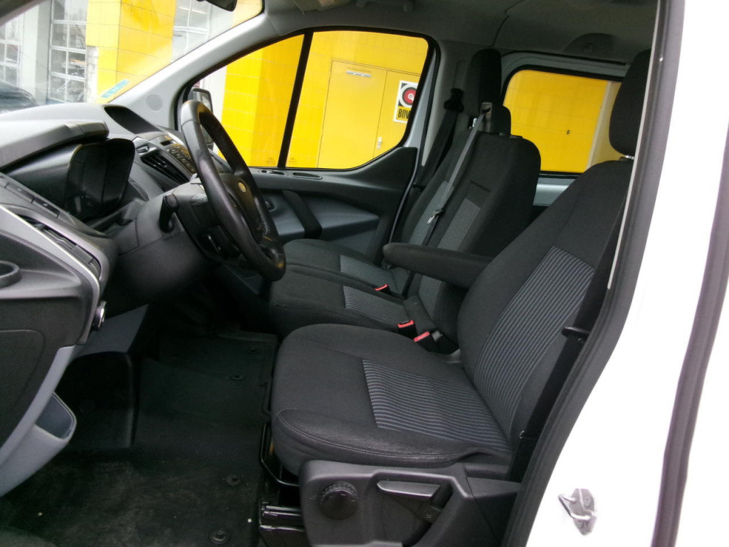 Ford Onbekend custom 2.0 tdci airco, cr.c., 9-persoons personenbus