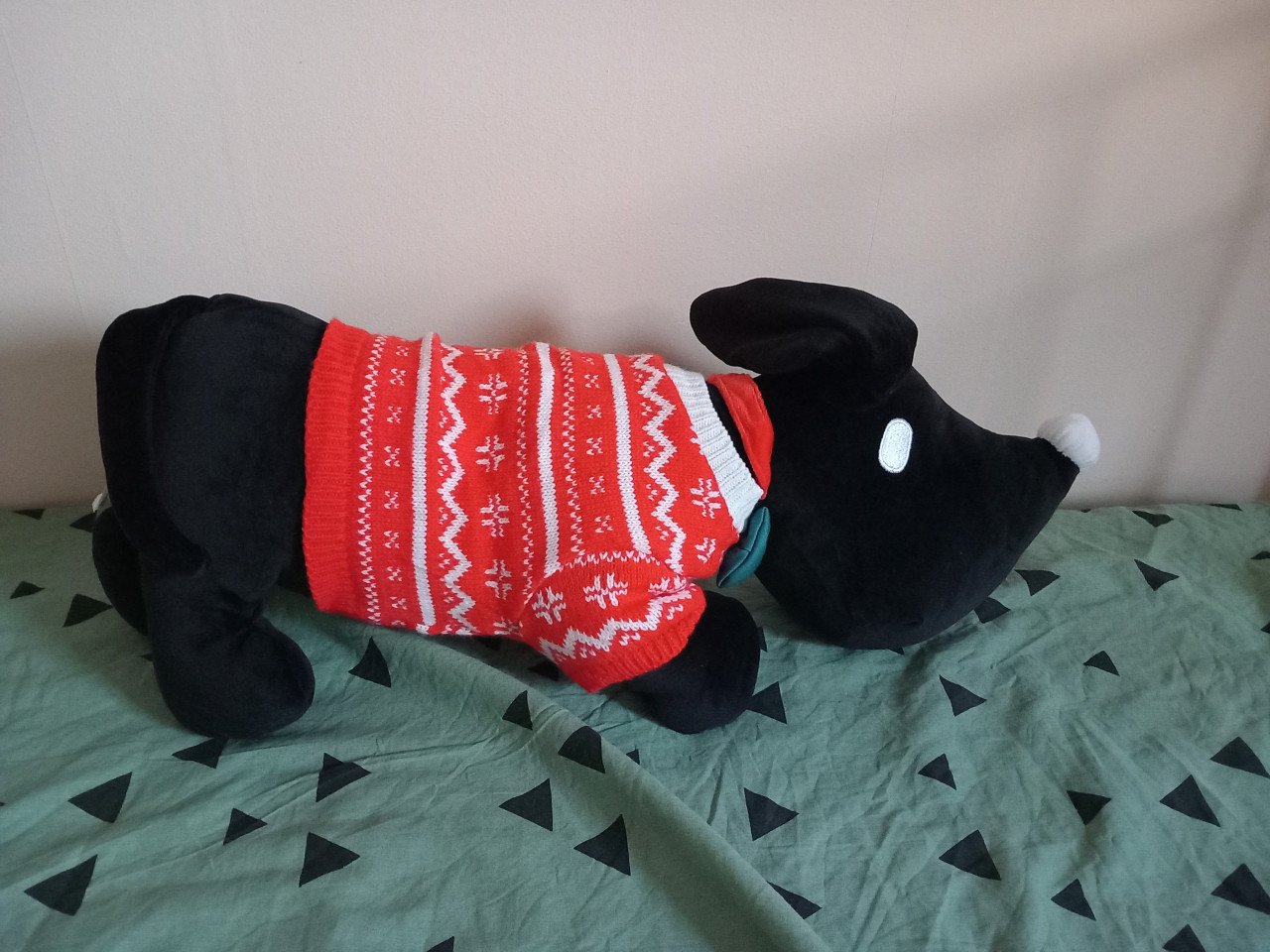 Takkie knuffel met kersttrui
