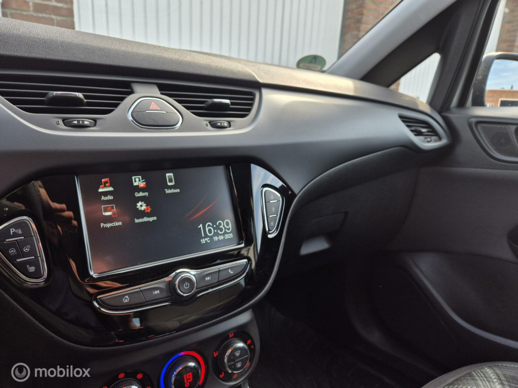 Opel Corsa 1.4 volautomaat / stuur- & stoelverwarming / camera