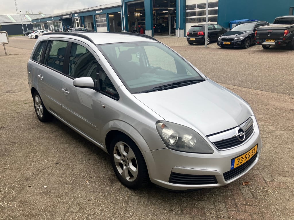 Opel Zafira 1.8 enjoy 7 persoons