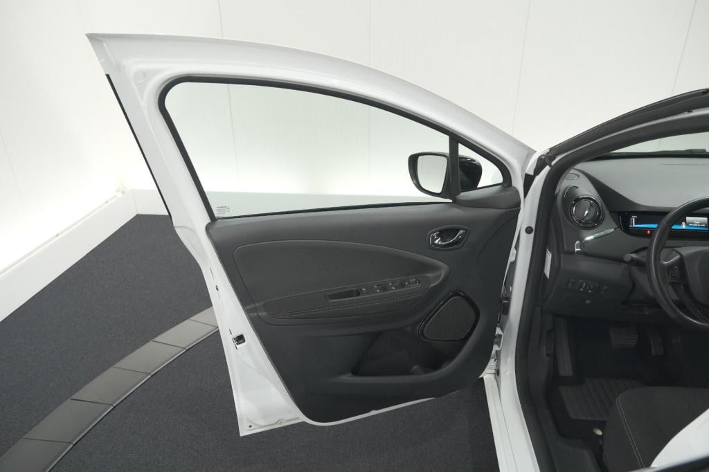 Renault Zoe q90 intens quickcharge 41 kwh | soh = 91% | huuraccu | navigati