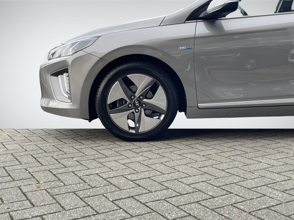 Hyundai Ioniq 1.6 gdi comfort plus | adapt. cruise control | apple carplay/