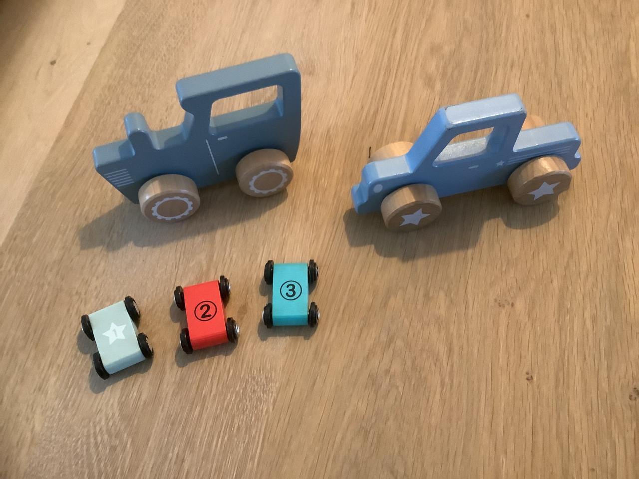 Little Dutch - Stapeltoren, Houten Auto’s, Stoffen Baby Boekje