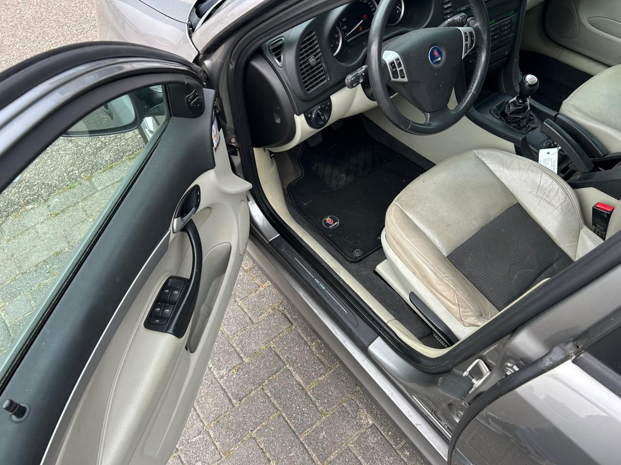 Saab 9-3 Sport Estate 1.8t Vector Goed Onderhouden/In de opties!