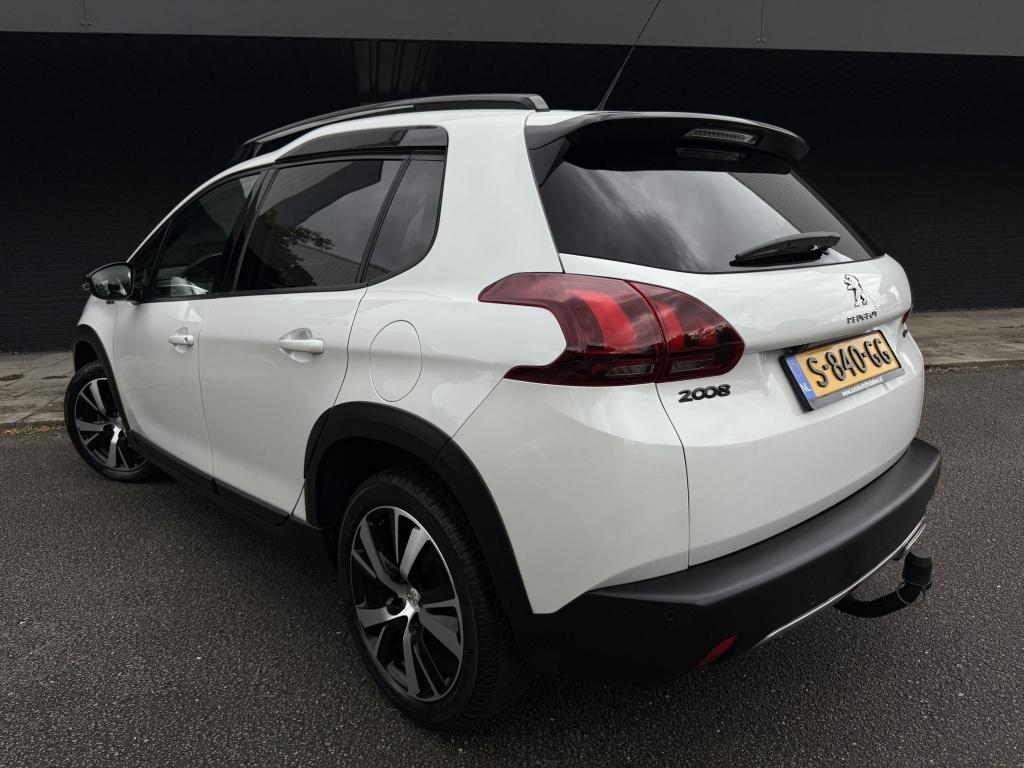 Peugeot 2008 1.2 puretech gt-line - trekhaak - parelmoerwit -