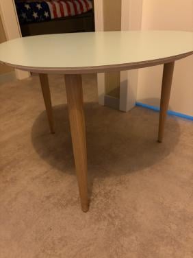 Bijzet tafeltje