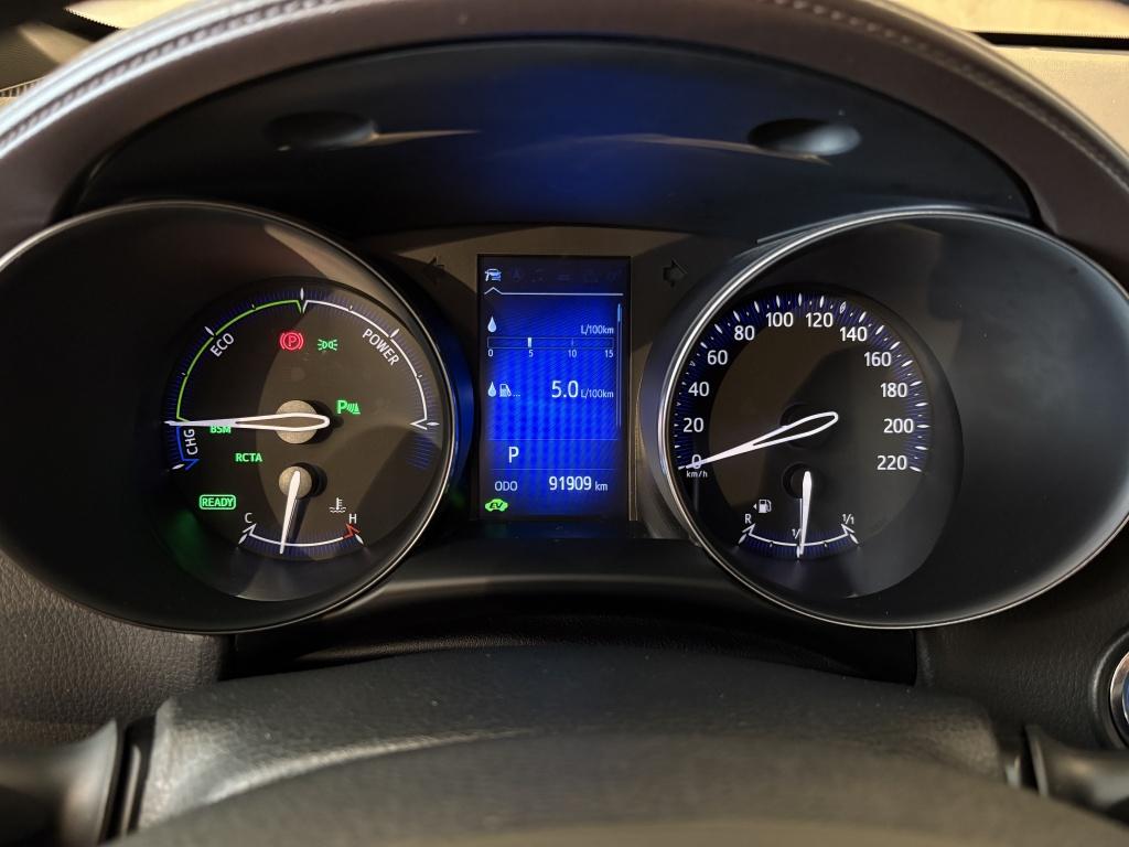 Toyota C-hr 1.8 hybrid executive