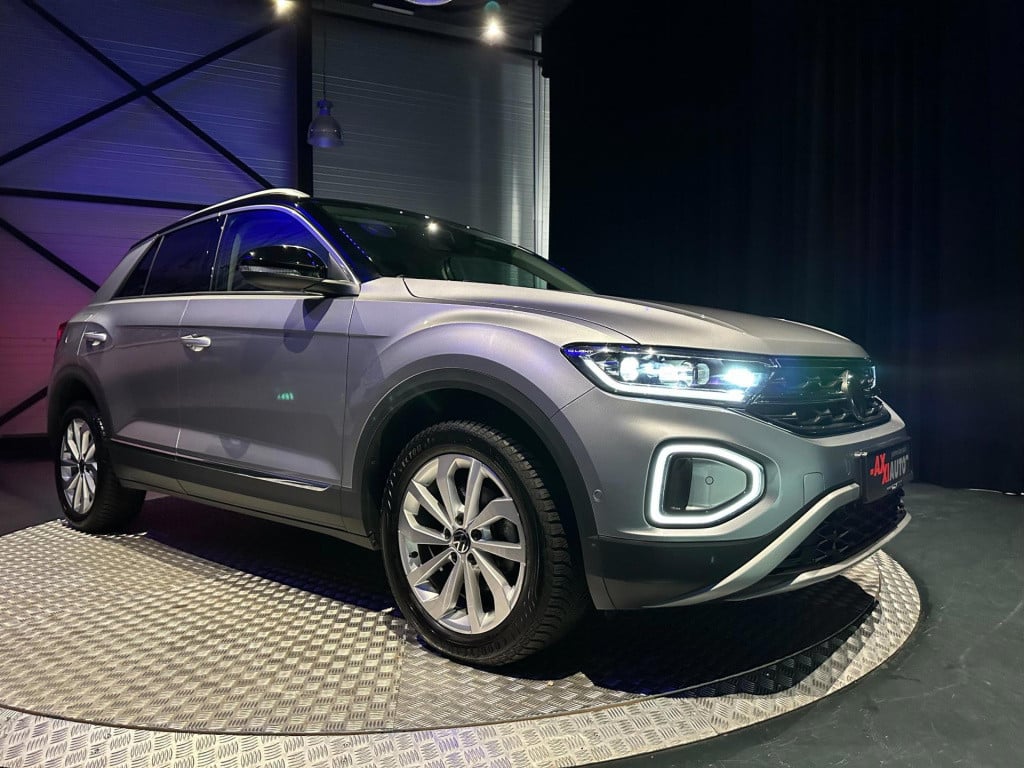 Volkswagen T-roc 1.5 tsi style*led*virtual*dab+*pdc v&a*trekhaak*navi*appco