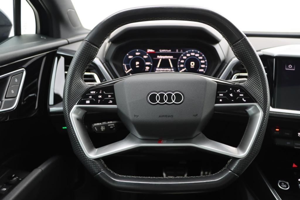Audi Q4 E-tron 45 quattro s edition 77 kwh 266pk | soh 91,2% |