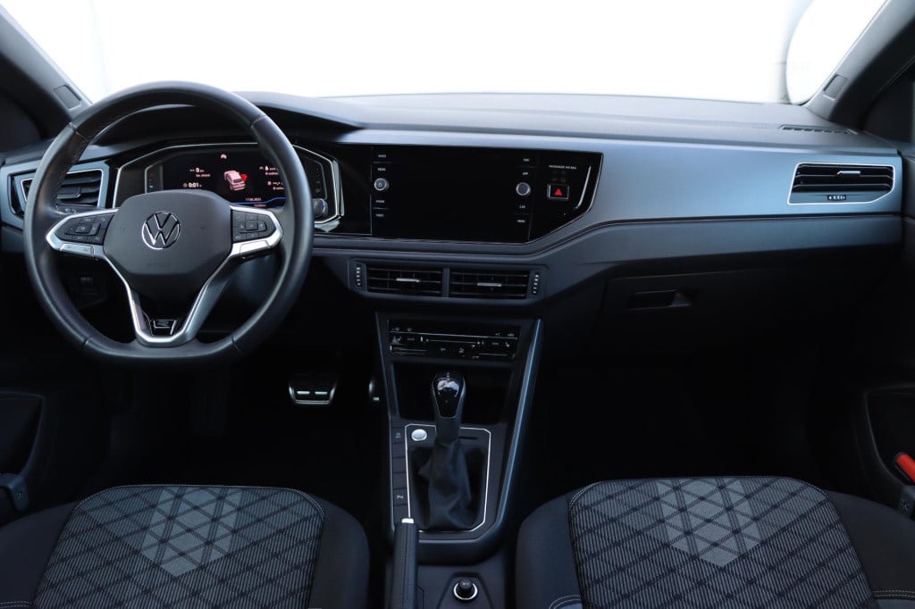 Volkswagen Taigo 1.0 tsi dsg r-line business