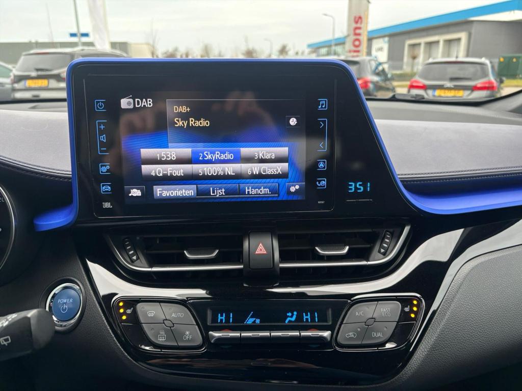 Toyota C-hr 1.8 hybrid 122pk executive, stoel en stuurverwarming