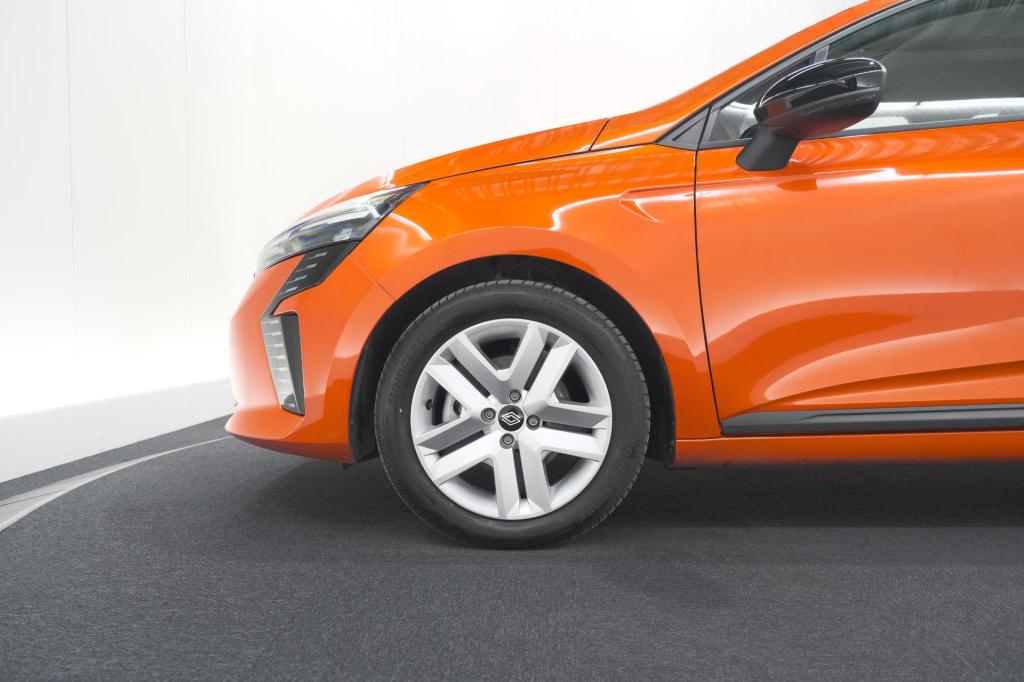 Renault Clio 1.6 e-tech full hybrid 145 evolution holland edition | apple c