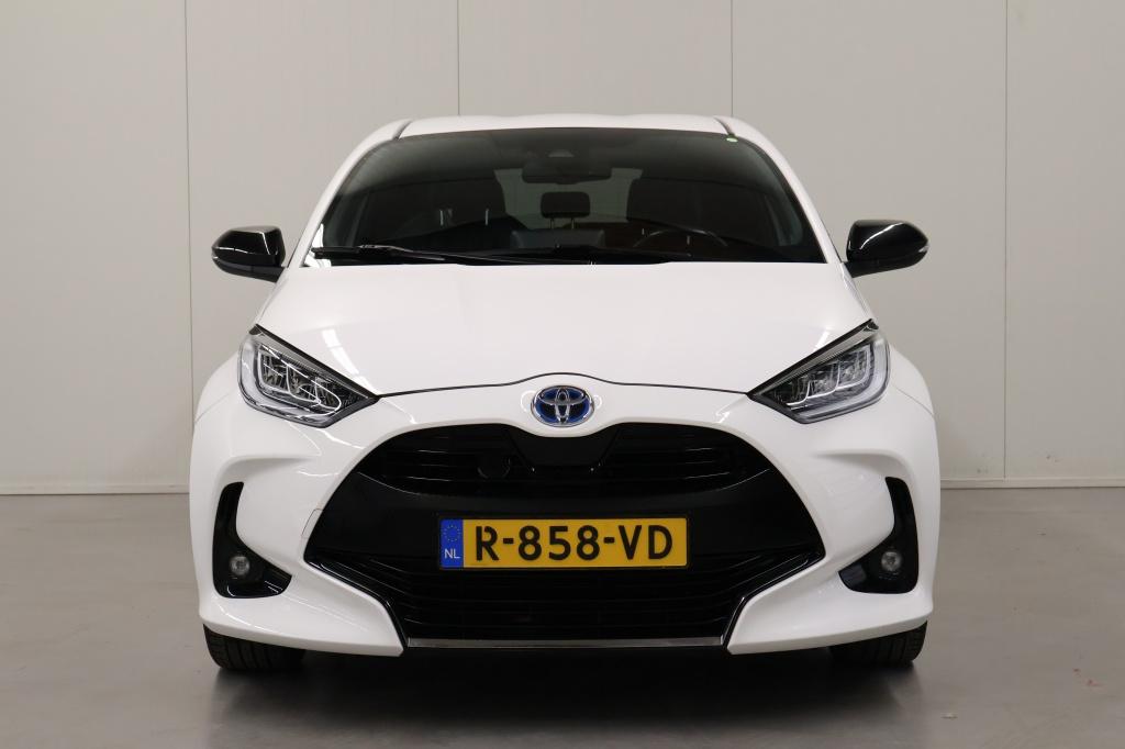 Toyota Yaris 1.5 hybride dynamic| camera| adap.cruise| half leder| climate
