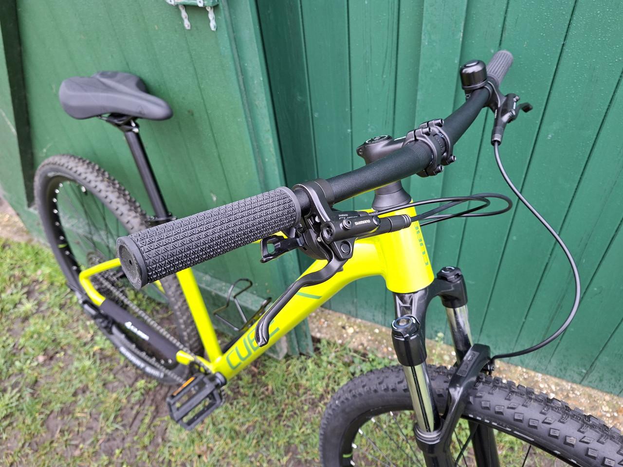 Mountainbike zo goed als nieuw.