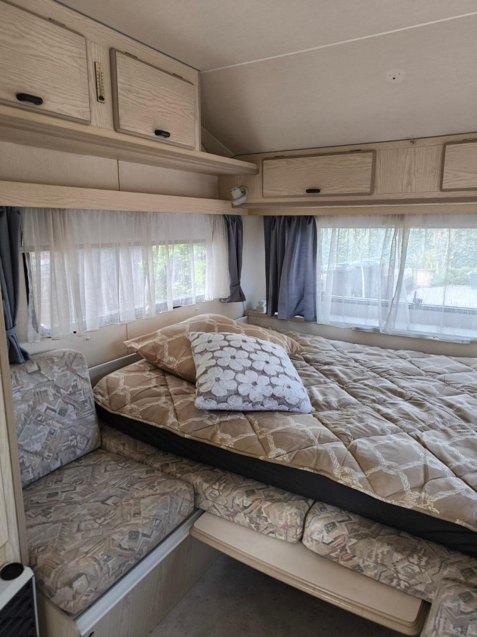 AVENTO ROYAL 395 TL LUXE met kenteken