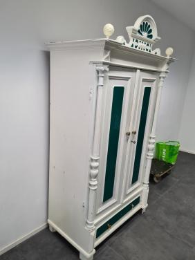 Antieke kast